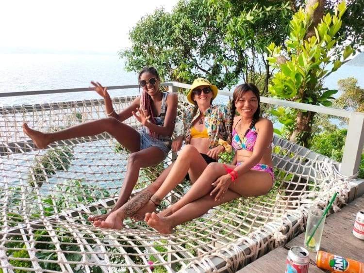Lucky Sun Saracen Bay Hostel Koh Rong Sanloem Luaran gambar