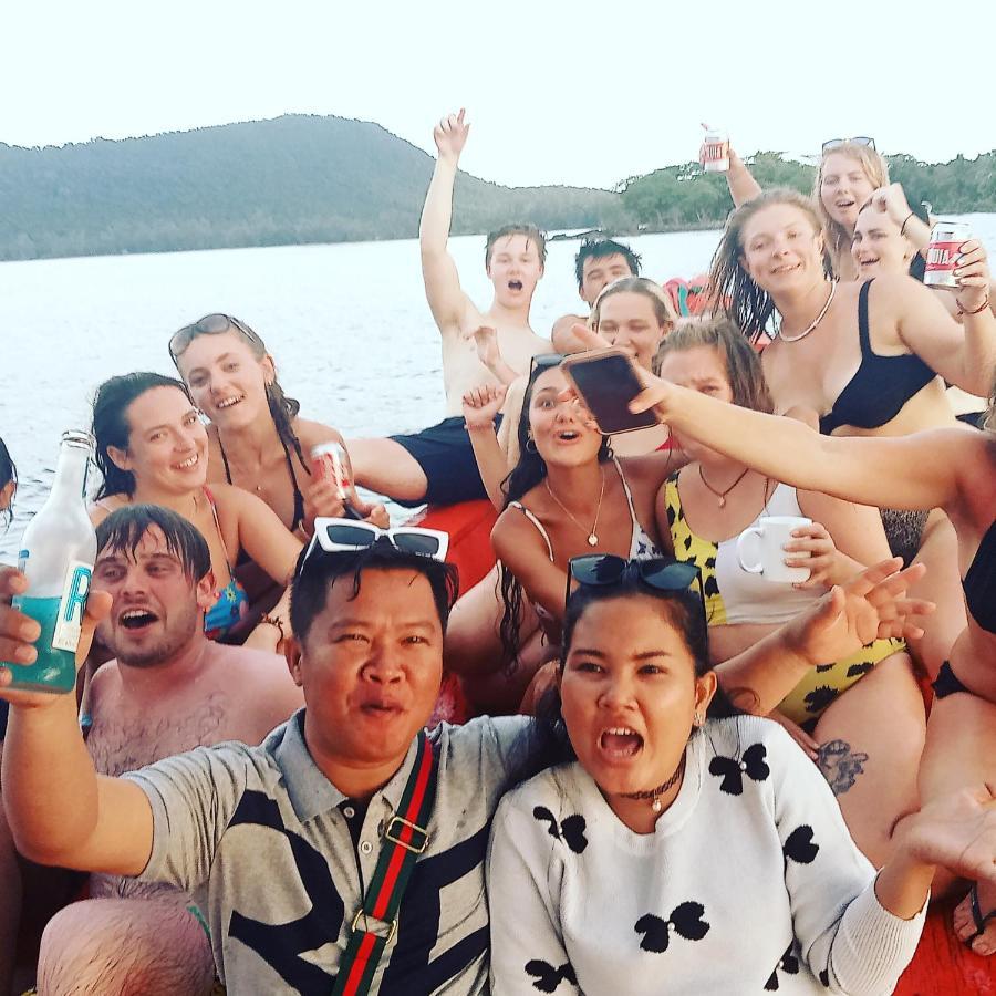 Lucky Sun Saracen Bay Hostel Koh Rong Sanloem Luaran gambar