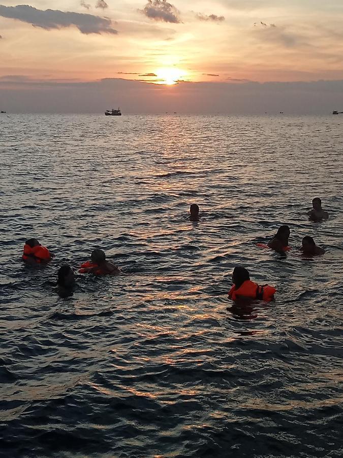 Lucky Sun Saracen Bay Hostel Koh Rong Sanloem Luaran gambar